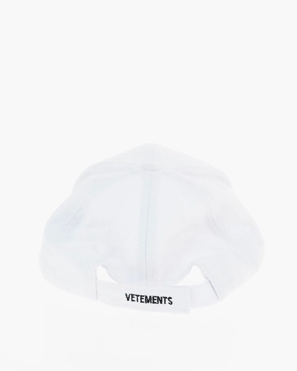 VETEMENTS_4